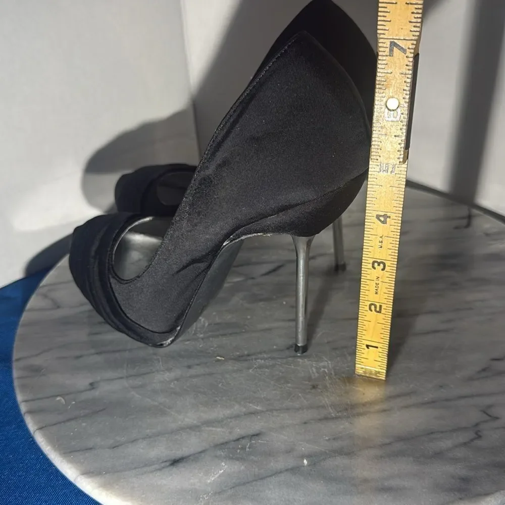 Qupid Black Peep-Toe Heels